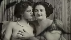 play Dark Lantern Entertainment präsentiert Band eins, Kapitel eins, den vollständigen Film: Mein geheimes Leben, die erotischen Geständnisse eines viktorianischen englischen Gentleman mit haariger Muschileckerei