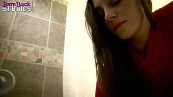 play الأم المثيرة تصبح حاملاً بعد ممارسة الجنس مع ابنها