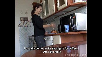 play The 40-year-old sweeps a 20-year-old