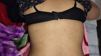 play Milf girl in the mood for self-masturbation touches her pussy alone in front of the video chat because