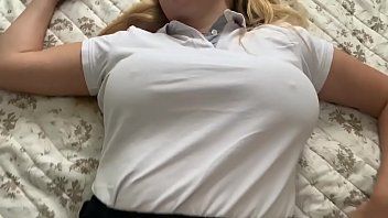 play Vidéos Xnxx avec une caméra cachée avec une fille salope