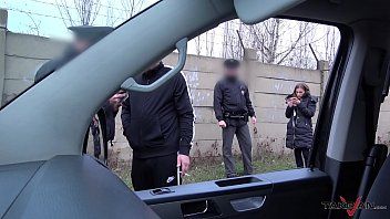play Adriana francesa milf brutalmente follada en el coño y en el culo ruso follada en el taxi
