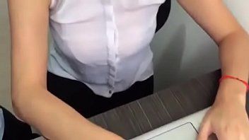 play Il pene si adatta perfettamente a questa milf bionda