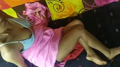 play Erleben Sie intensive Leidenschaft: Desi Bhabhis unvergessliches Sex Tape
